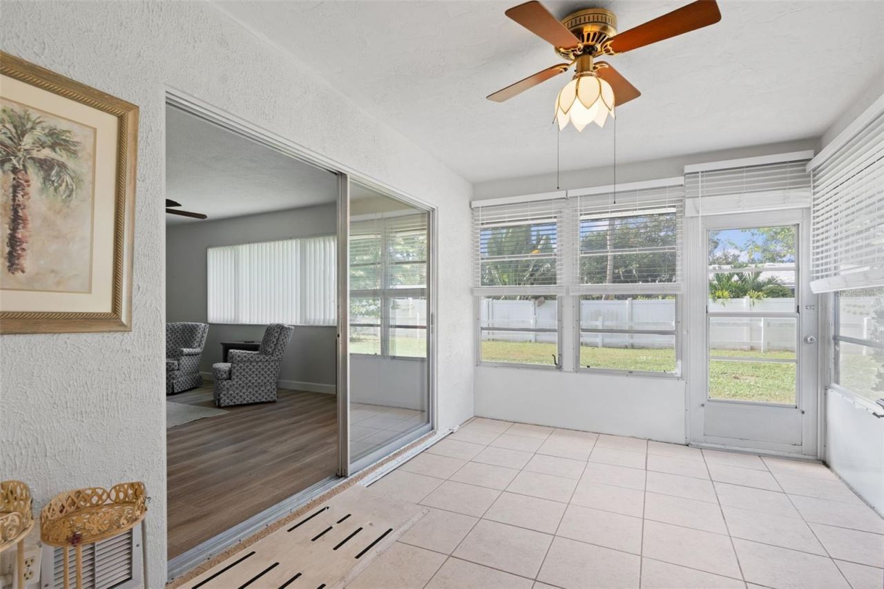 3952 Ashwood Lane, Unit 37, Sarasota, FL 34232 Photo