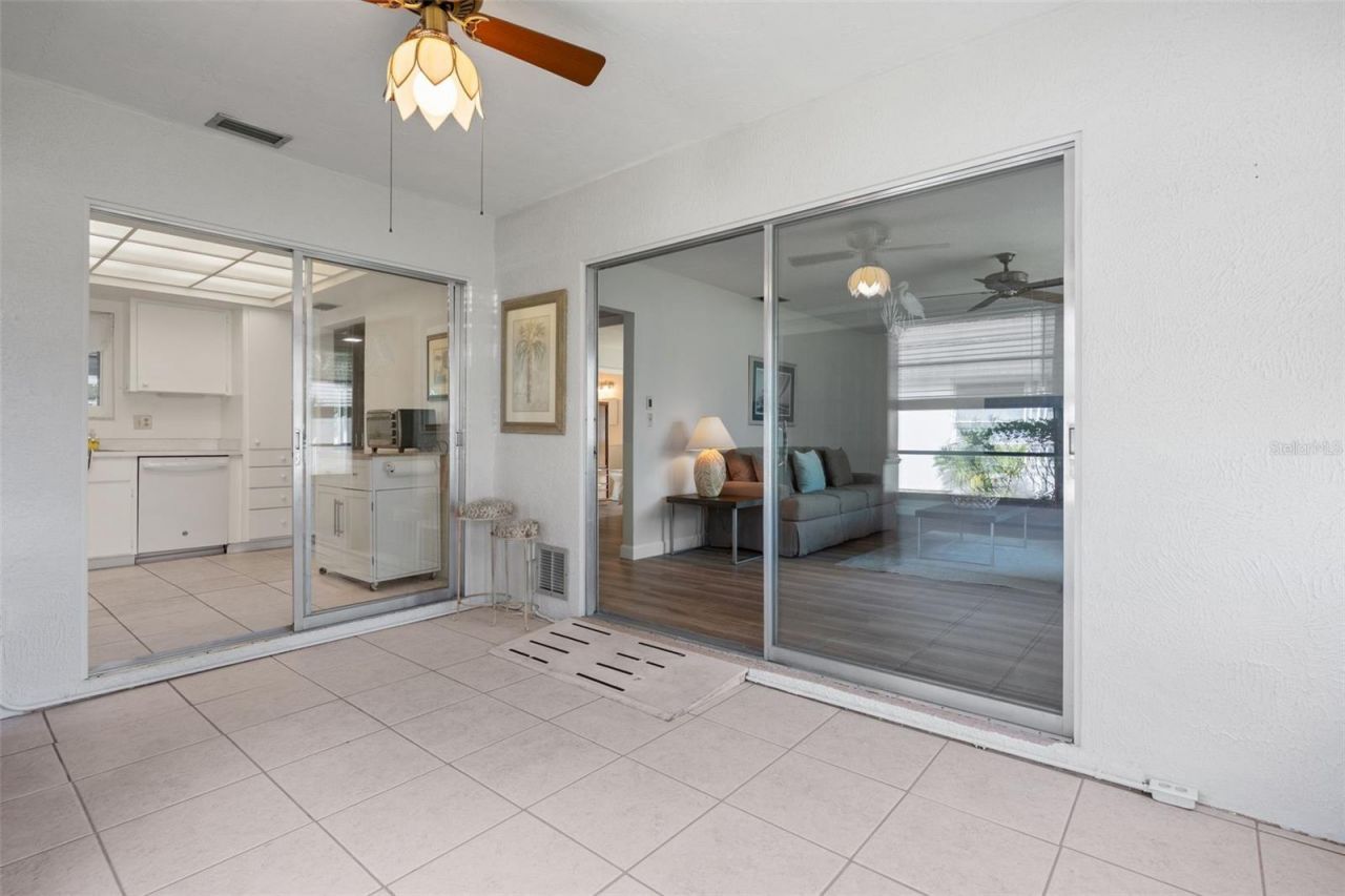 3952 Ashwood Lane, Unit 37, Sarasota, FL 34232 Photo
