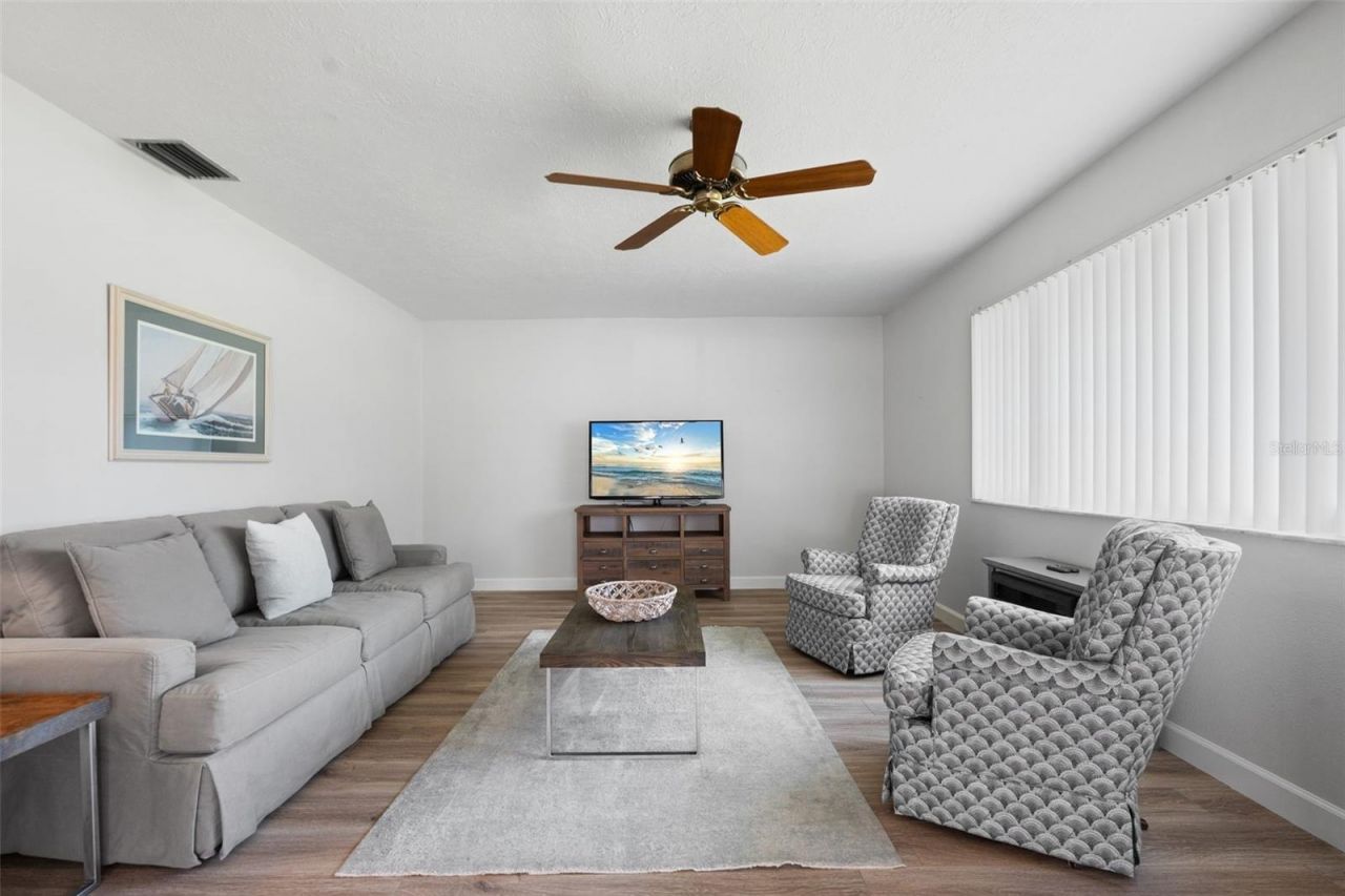 3952 Ashwood Lane, Unit 37, Sarasota, FL 34232 Photo