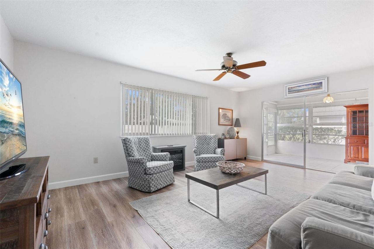 3952 Ashwood Lane, Unit 37, Sarasota, FL 34232 Photo