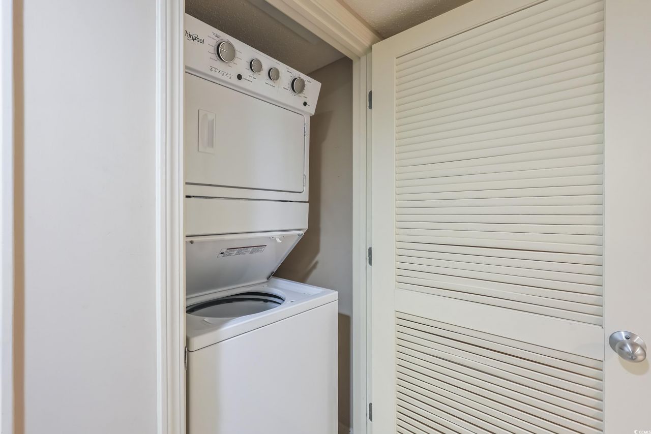 2151 Bridgeview Ct. Photo 23