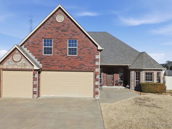 6235 E 144th Street North, Collinsville, OK 74021