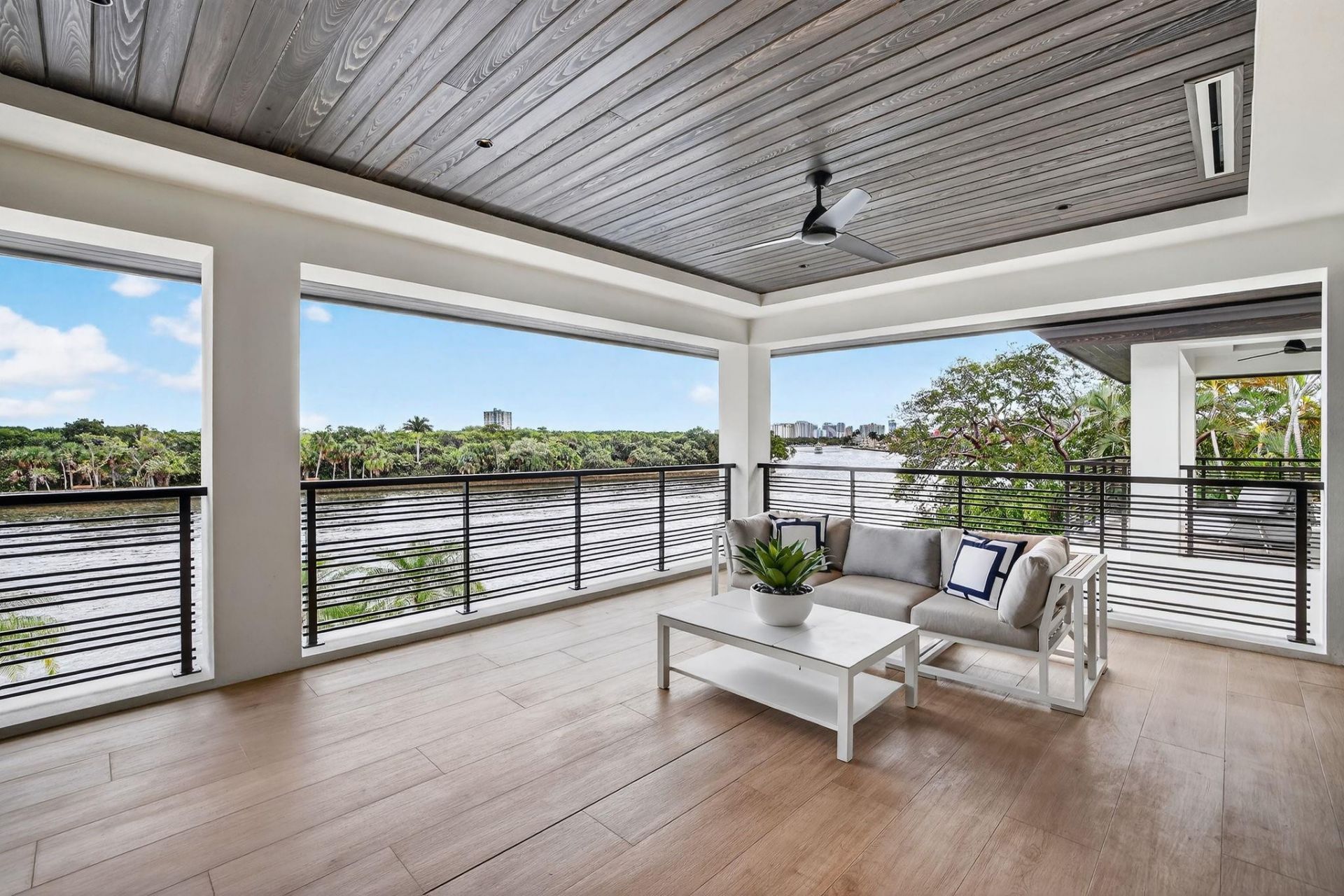 1918 Intracoastal Dr, Fort Lauderdale, FL 33305 Photo