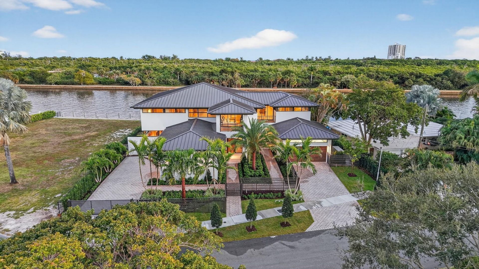 1918 Intracoastal Dr, Fort Lauderdale, FL 33305 Photo