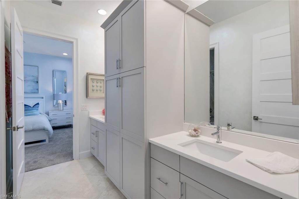 6245 Negril Isle Dr, Naples, FL 34113 Photo