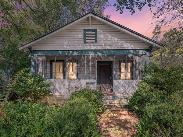 565 Cedar Avenue, Mobile, AL 36603