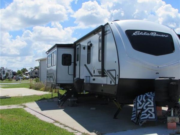 19681 #313 Summerlin RD, FORT MYERS, FL 33908