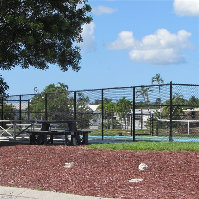 19681 #313 Summerlin Rd, Fort Myers, FL 33908 Photo