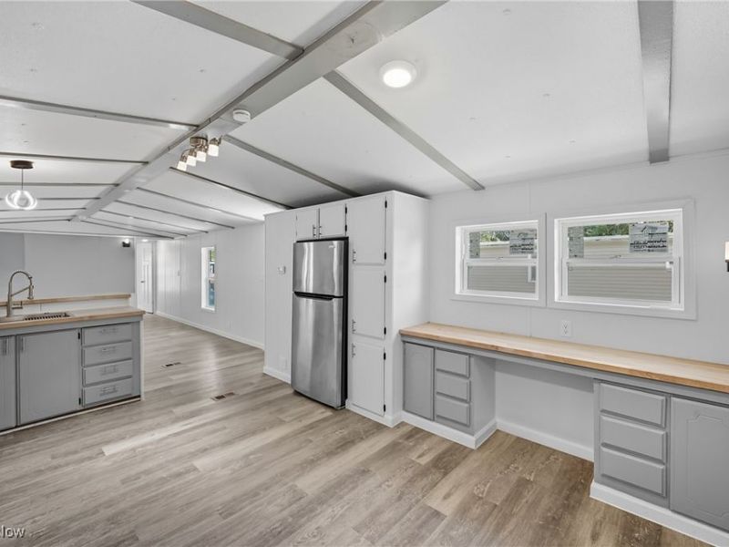 11 Redwood Drive, Beloit, OH 44609 Photo 13