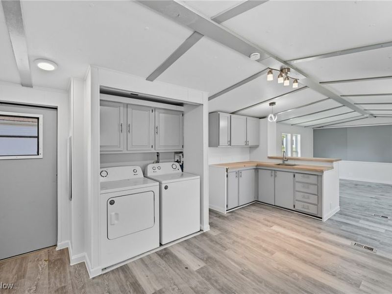 11 Redwood Drive, Beloit, OH 44609 Photo 14