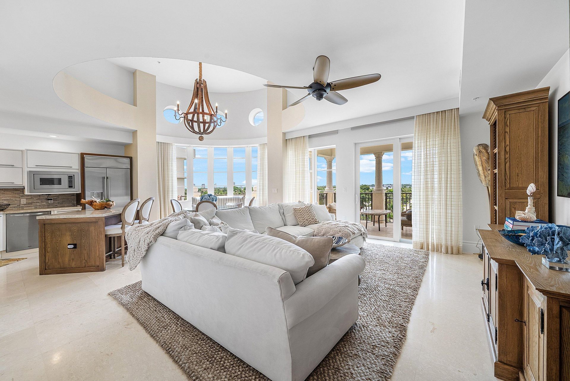 155 S Ocean Avenue, Unit 606, Palm Beach Shores, FL 33404 Photo