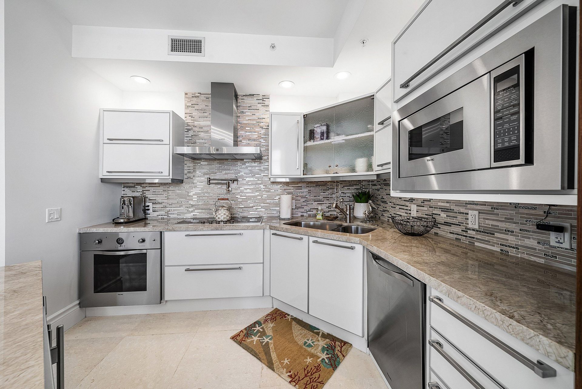 155 S Ocean Avenue, Unit 606, Palm Beach Shores, FL 33404 Photo