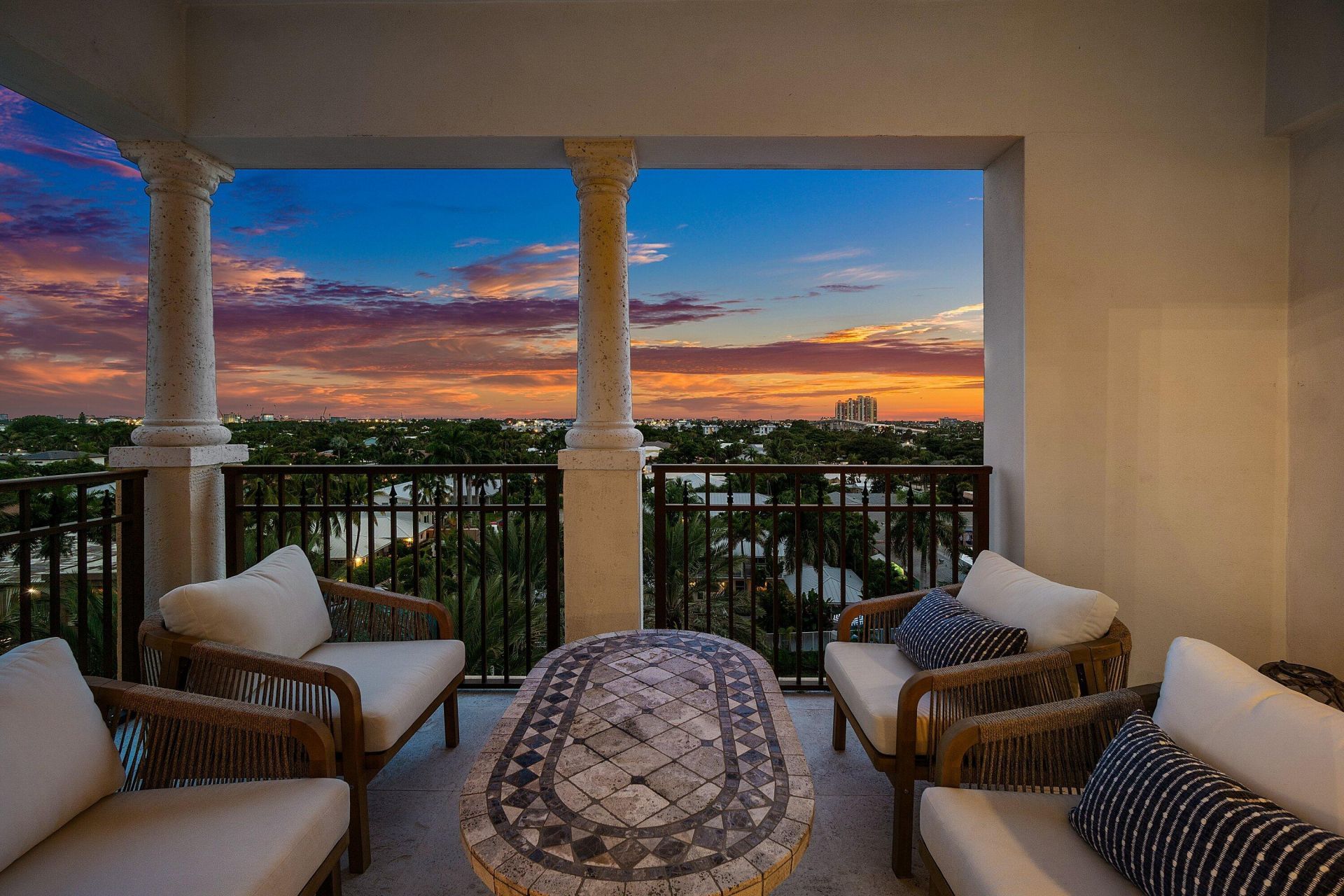 155 S Ocean Avenue, Unit 606, Palm Beach Shores, FL 33404 Photo