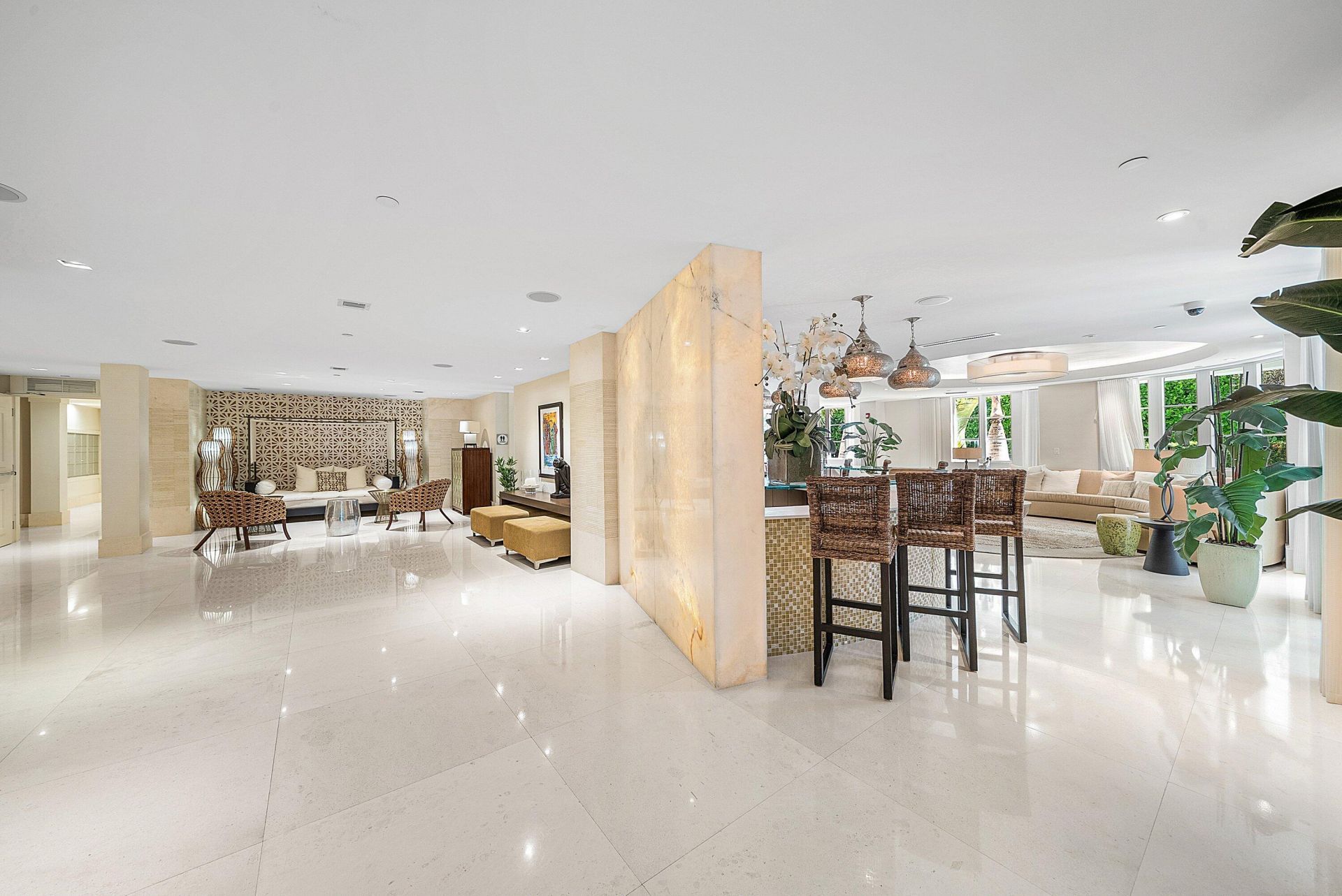 155 S Ocean Avenue, Unit 606, Palm Beach Shores, FL 33404 Photo