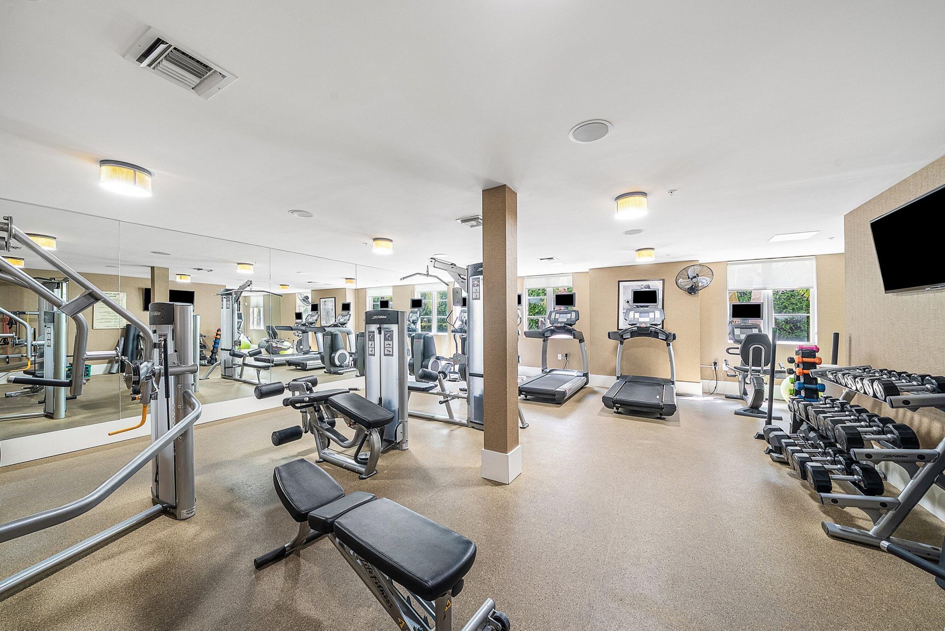 155 S Ocean Avenue, Unit 606, Palm Beach Shores, FL 33404 Photo