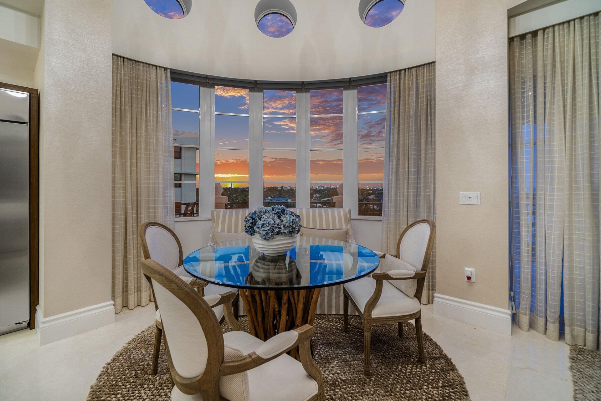 155 S Ocean Avenue, Unit 606, Palm Beach Shores, FL 33404 Photo