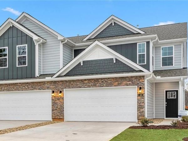 120 Lemongrass Lane, Bermuda Run, NC 27006