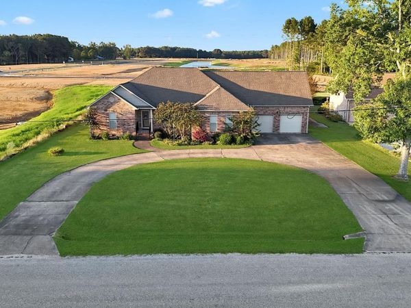 24589 Drawbaugh Road, Athens, AL 35613