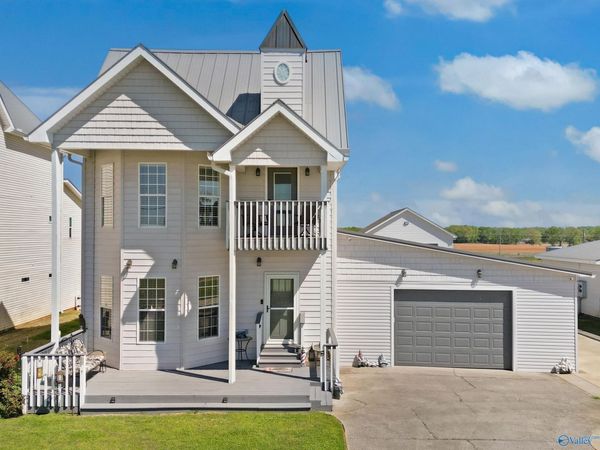 5345 Bay Village Drive, Athens, AL 35611