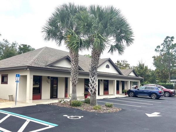 375 FENNELL BOULEVARD, LADY LAKE, FL 32159