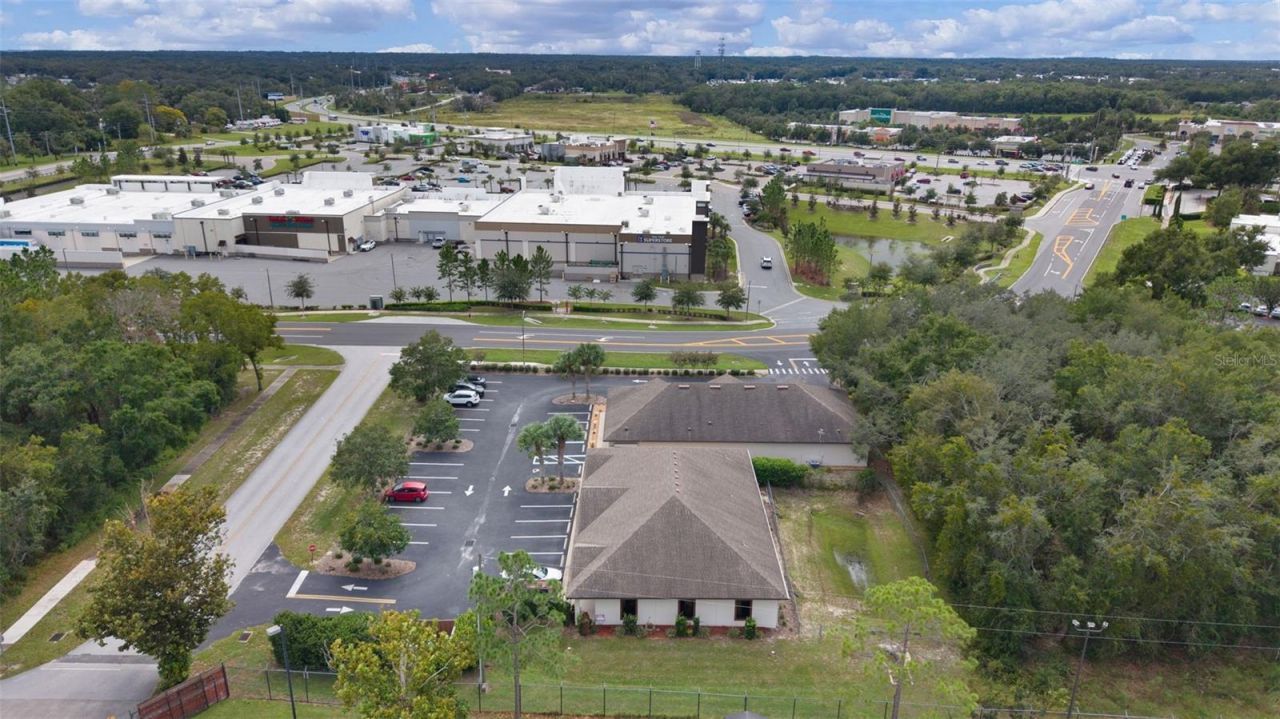 375 Fennell Boulevard, Lady Lake, FL 32159 Photo