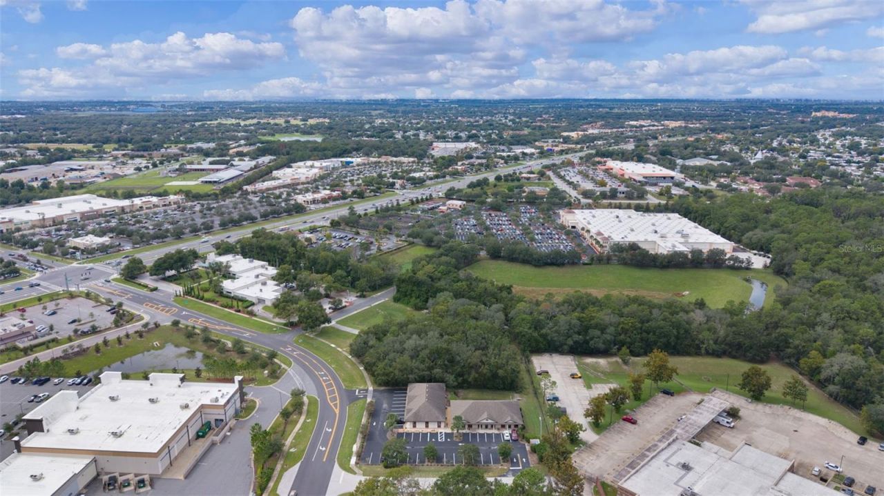 375 Fennell Boulevard, Lady Lake, FL 32159 Photo