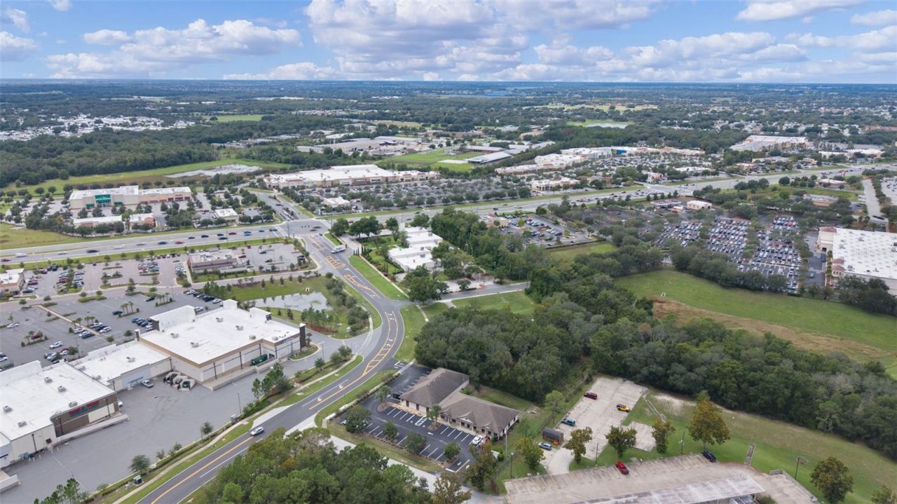 375 Fennell Boulevard, Lady Lake, FL 32159 Photo