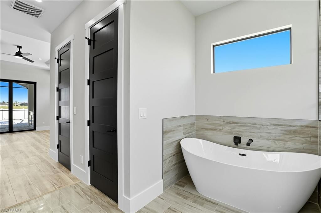 3417 Gulfstream Pkwy, Cape Coral, FL 33993 Photo