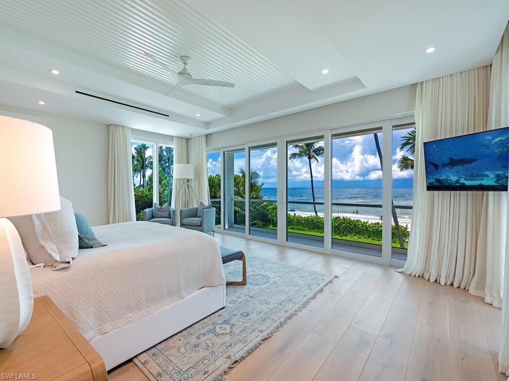 55 13th Ave S, Naples, FL 34102 Photo