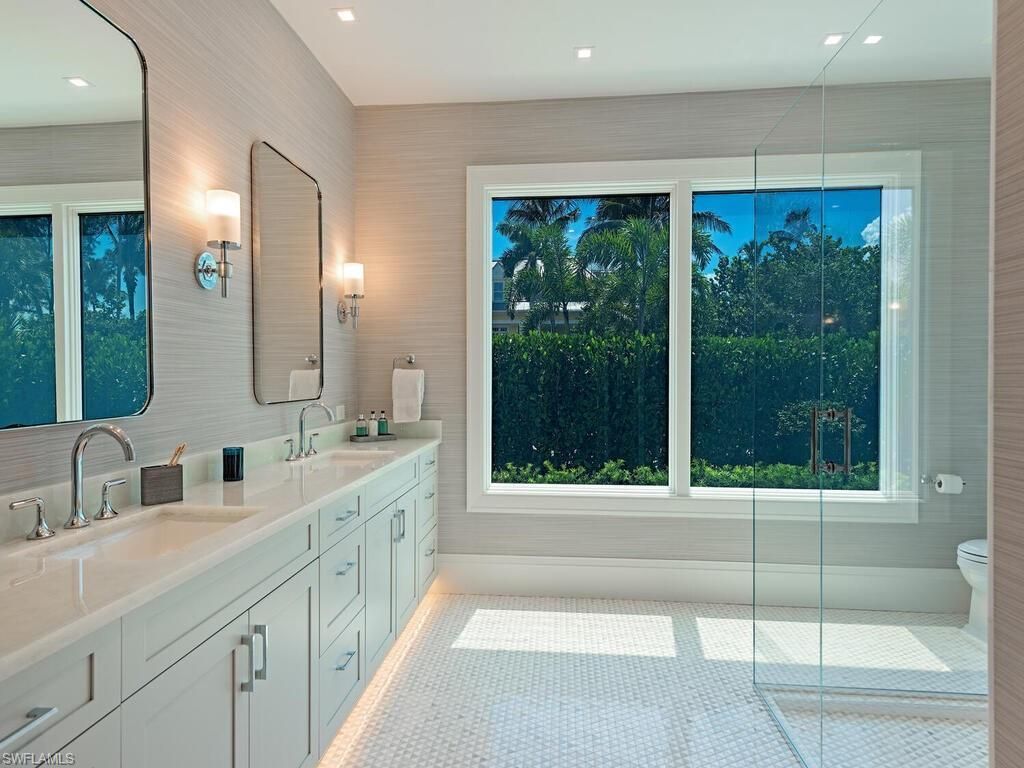 55 13th Ave S, Naples, FL 34102 Photo