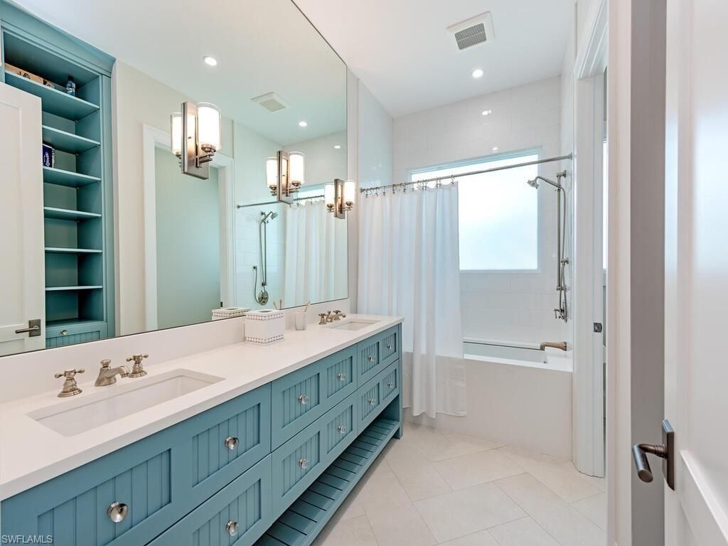 55 13th Ave S, Naples, FL 34102 Photo