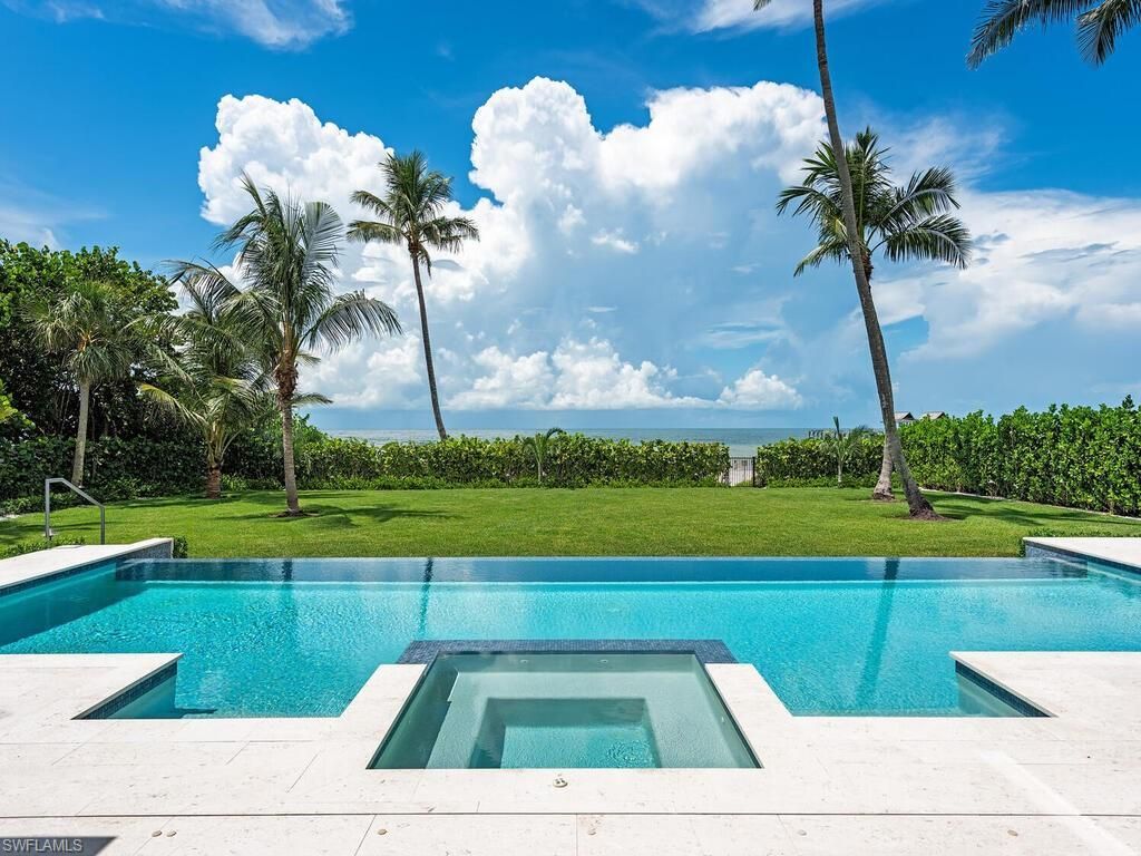 55 13th Ave S, Naples, FL 34102 Photo