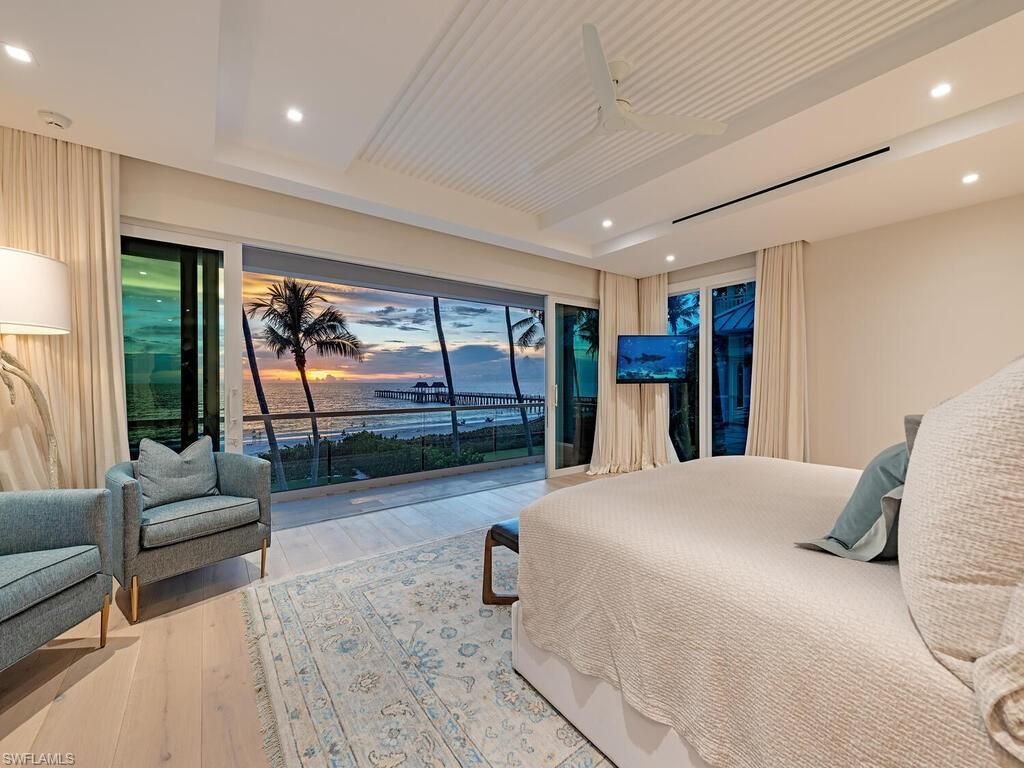 55 13th Ave S, Naples, FL 34102 Photo