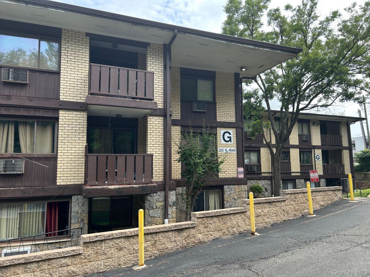 252 N Main Street, Unit G24, Spring Valley, NY 10977 Main Photo