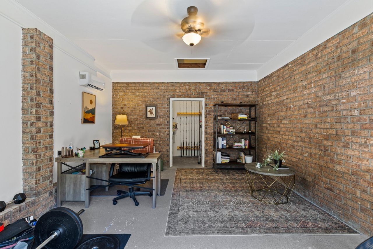 210 Cassena Street Photo 34