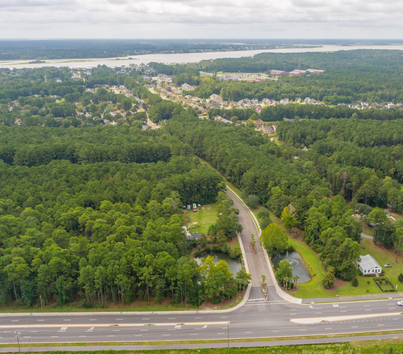 1014 Peninsula Cove Drive Photo 5