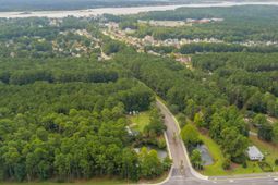 1014 Peninsula Cove Drive photo 4