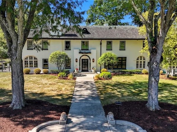 1160 Waving Willow Drive, Kettering, OH 45409