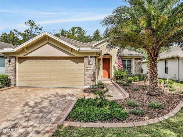 22 PEBBLE LAKE Lane, Ponte Vedra, FL 32081