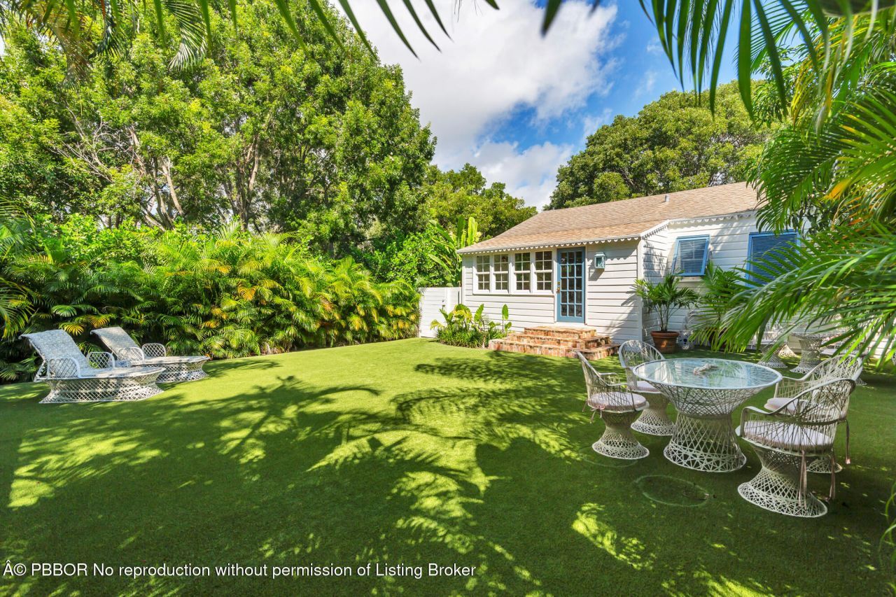 744 Avon Road, West Palm Beach, FL 33401 Photo