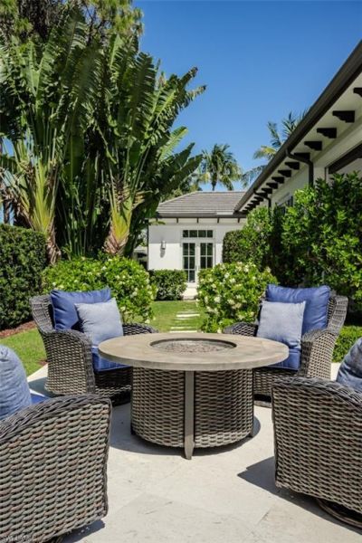 702 Bobwhite Ln, Naples, FL 34108 Photo
