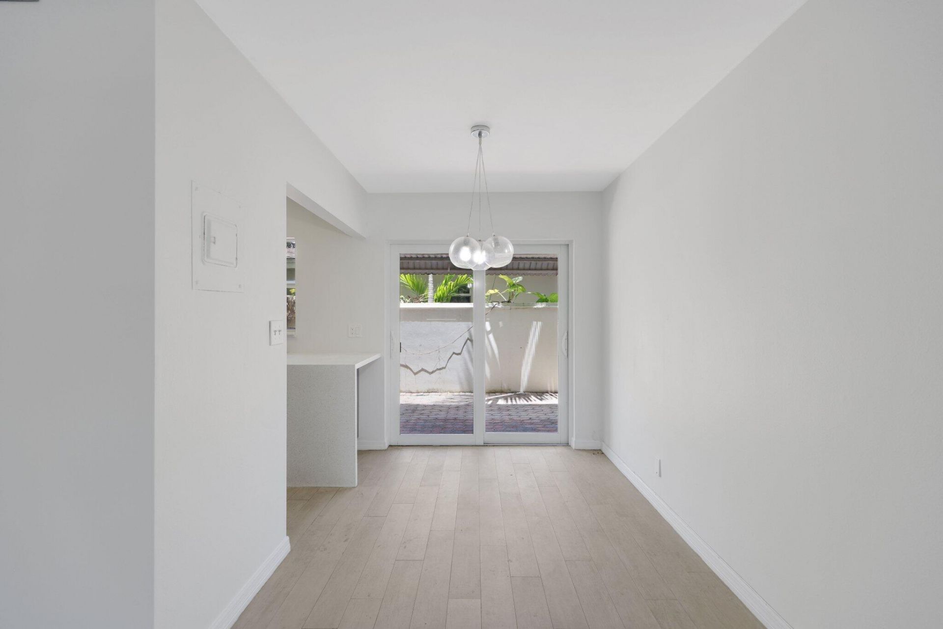 609 NE 13th Avenue, Unit 102, Fort Lauderdale, FL 33304 Photo