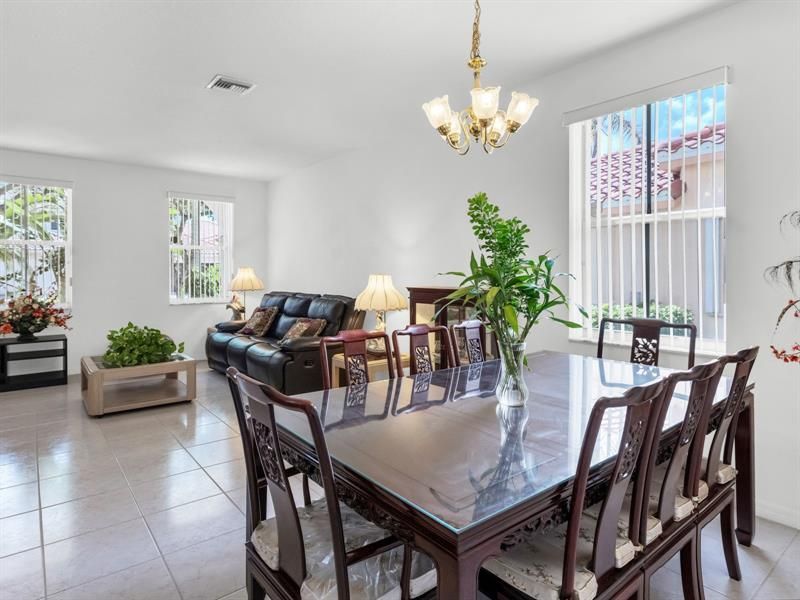 4032 Pinewood Lane, Weston, FL 33331 Photo