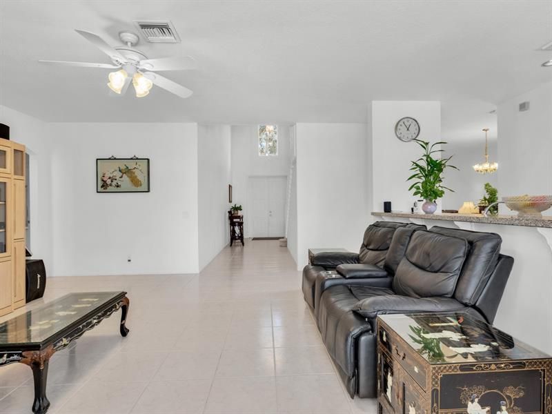 4032 Pinewood Lane, Weston, FL 33331 Photo
