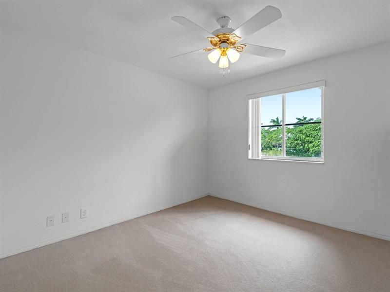 4032 Pinewood Lane, Weston, FL 33331 Photo