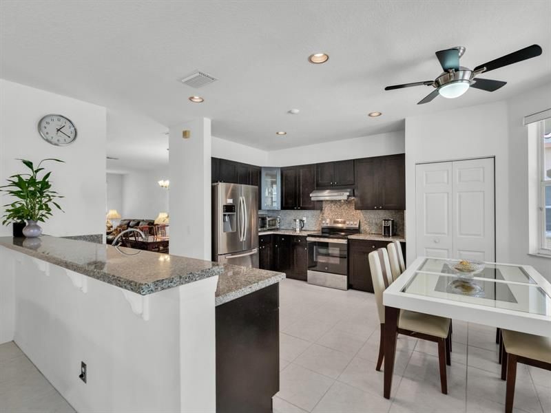 4032 Pinewood Lane, Weston, FL 33331 Photo