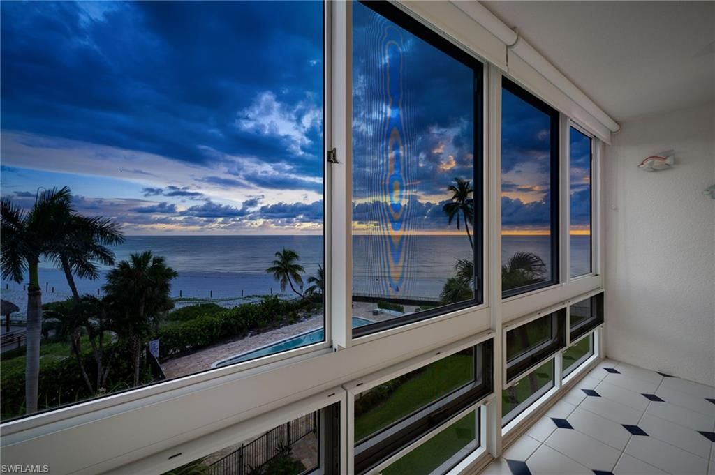 2121 Gulf Shore Blvd N, Unit 305, Naples, FL 34102 Photo