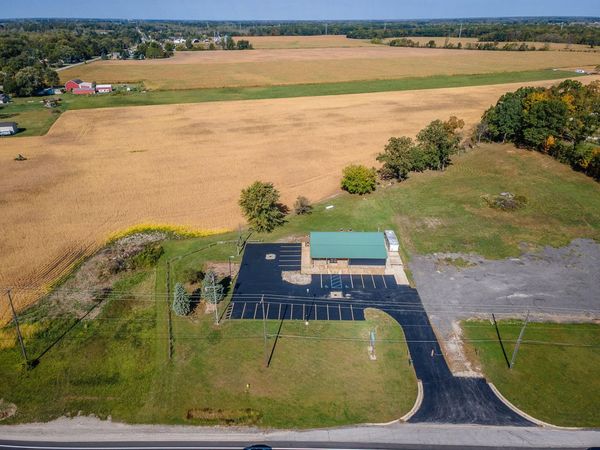 14191 S Telegraph Road, La Salle, MI 48145