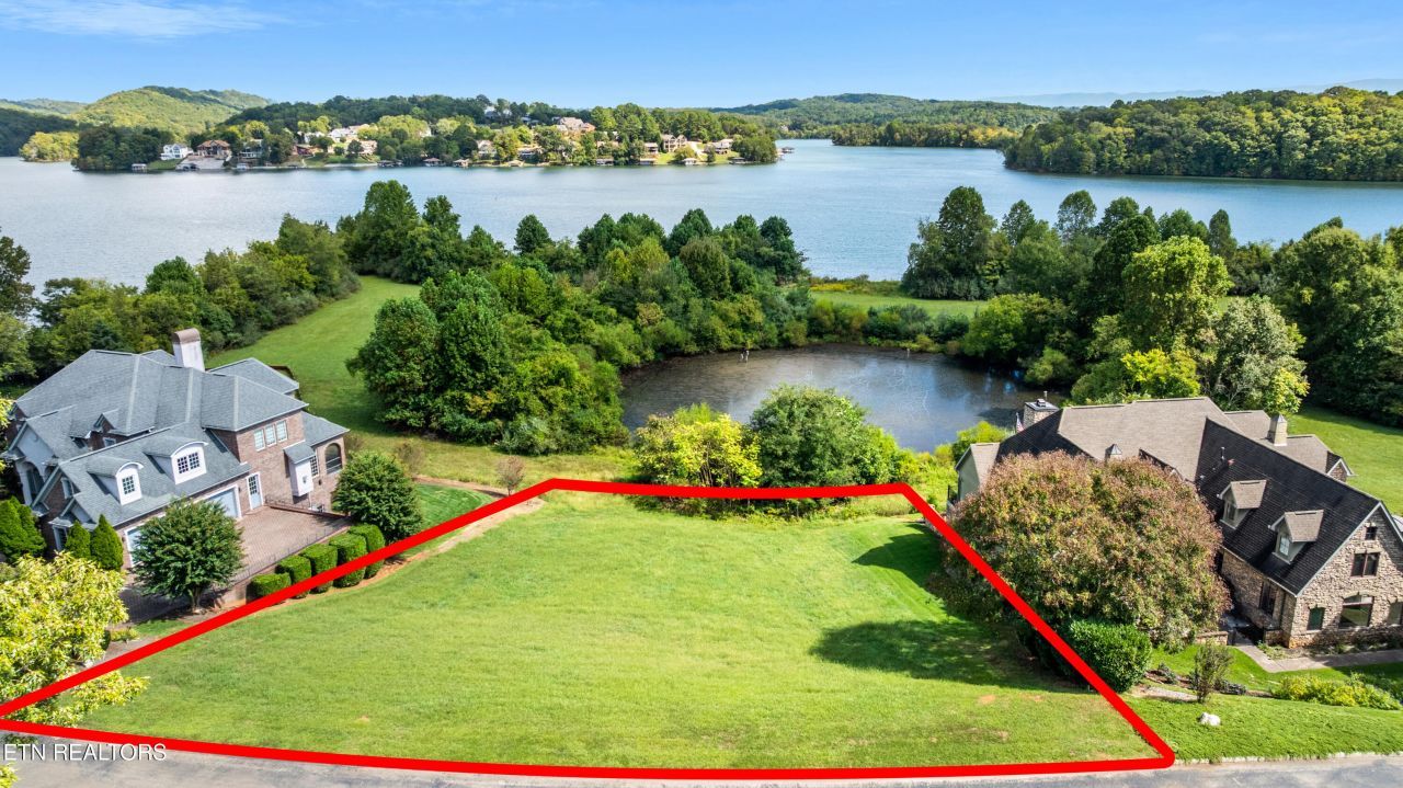 340 Cormorant Drive, Vonore, TN 37885 Main Photo