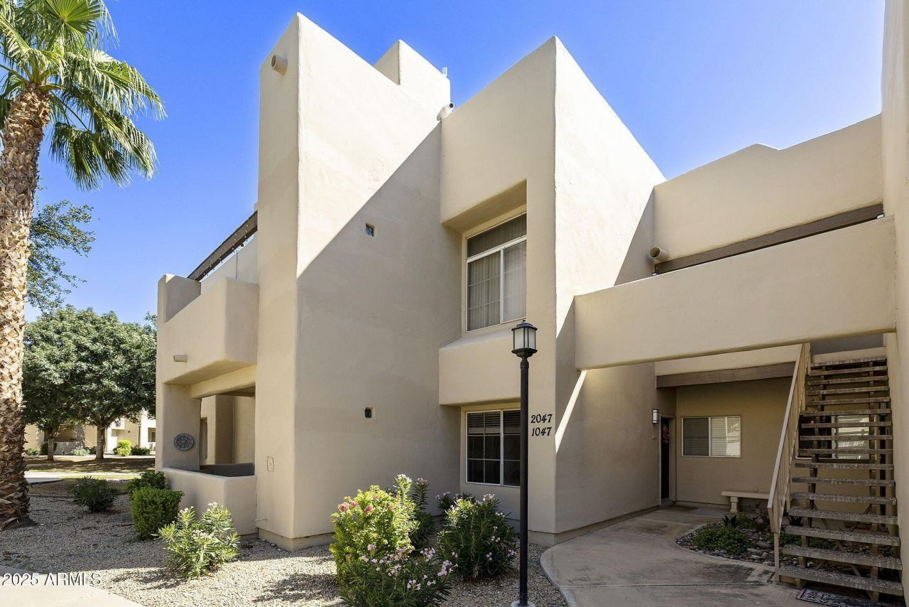 11333 N 92nd Street, Unit 1047, Scottsdale, AZ 85260 Main Photo